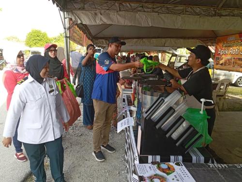 227eb751-d57e-4fb2-94ca-33124a63325a