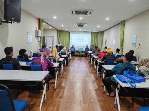 72b34924-27a8-4a54-b464-e8d23ba101a3