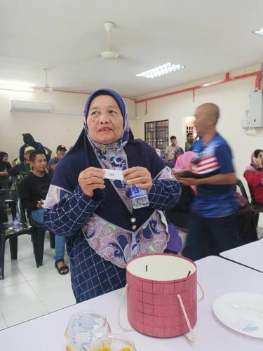 7b6e742a-0073-45dd-ad56-f2fdc8d0f3e1