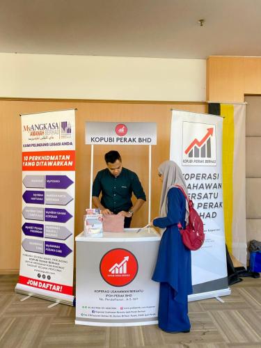 7d806c32-9737-47b0-808a-1f09058e0add